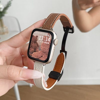 Coffee brown with milk white